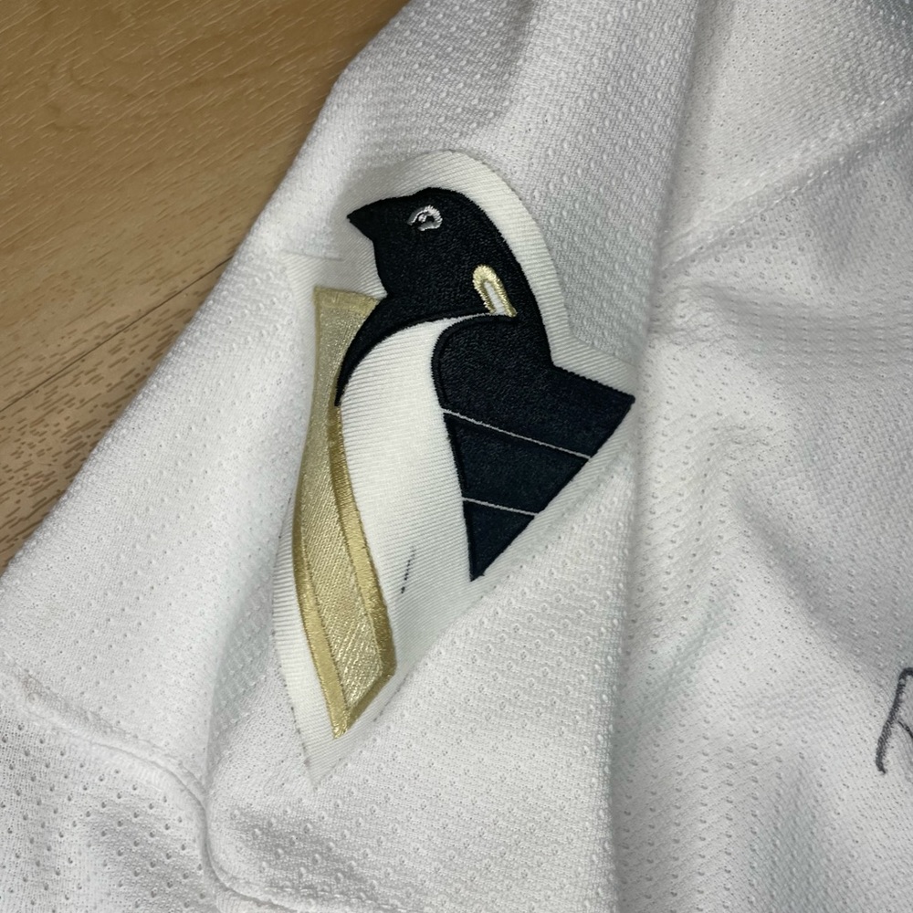 CCM Authentic Pittsburgh Penguins NHL Hockey Jersey White Large Autographed - Picture 5 of 11